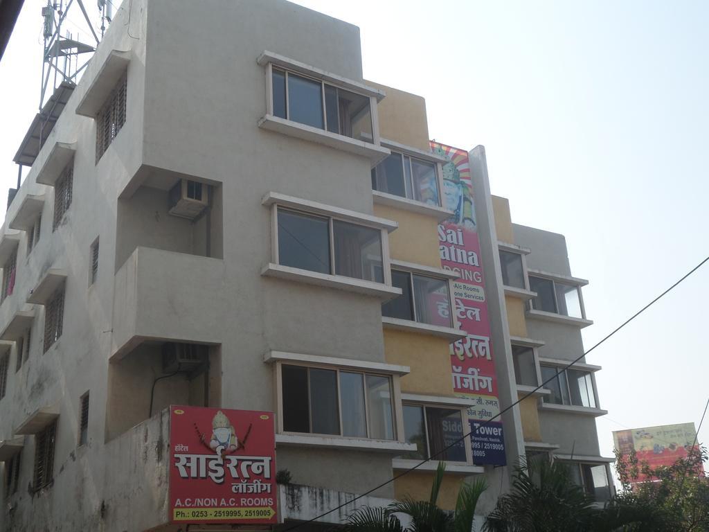 Hotel Sai Ratna Nashik Buitenkant foto